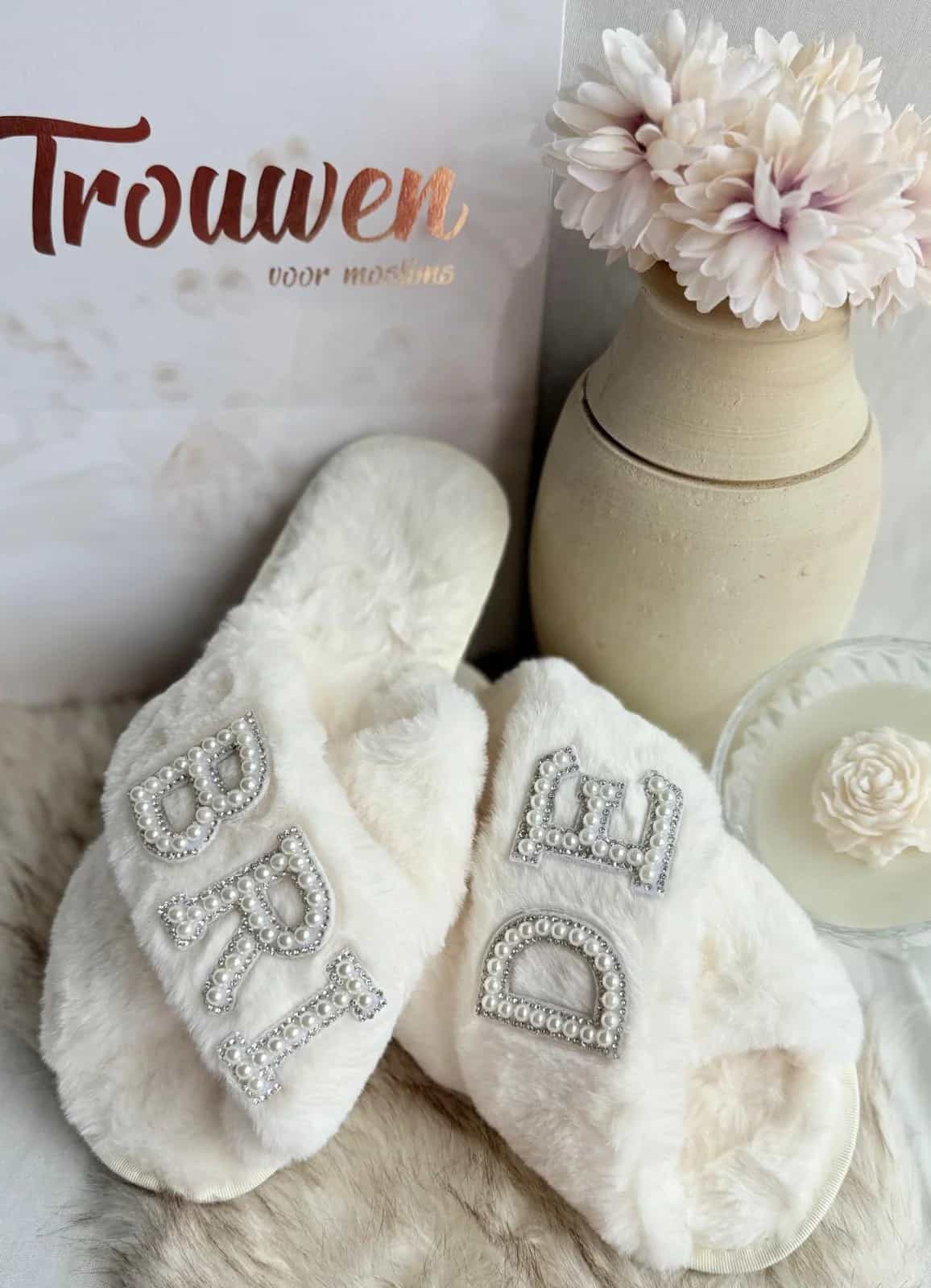 Pantoffels Bride