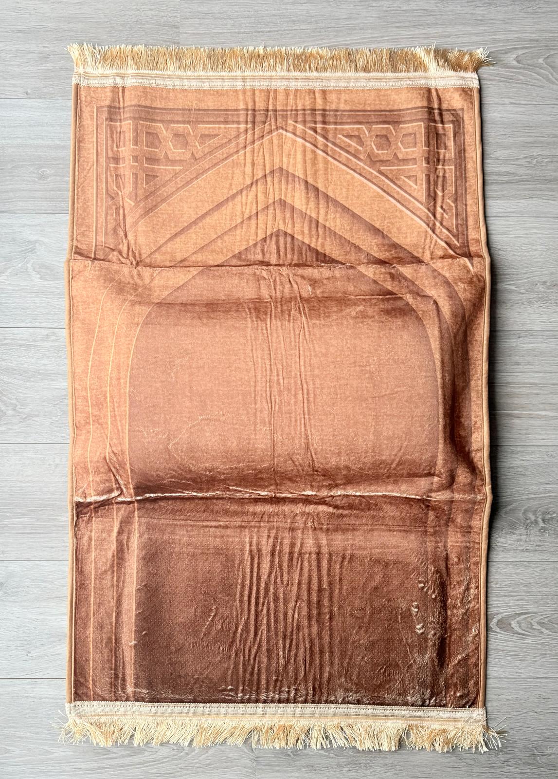 Ergonomisch gebedskleed patroon poort